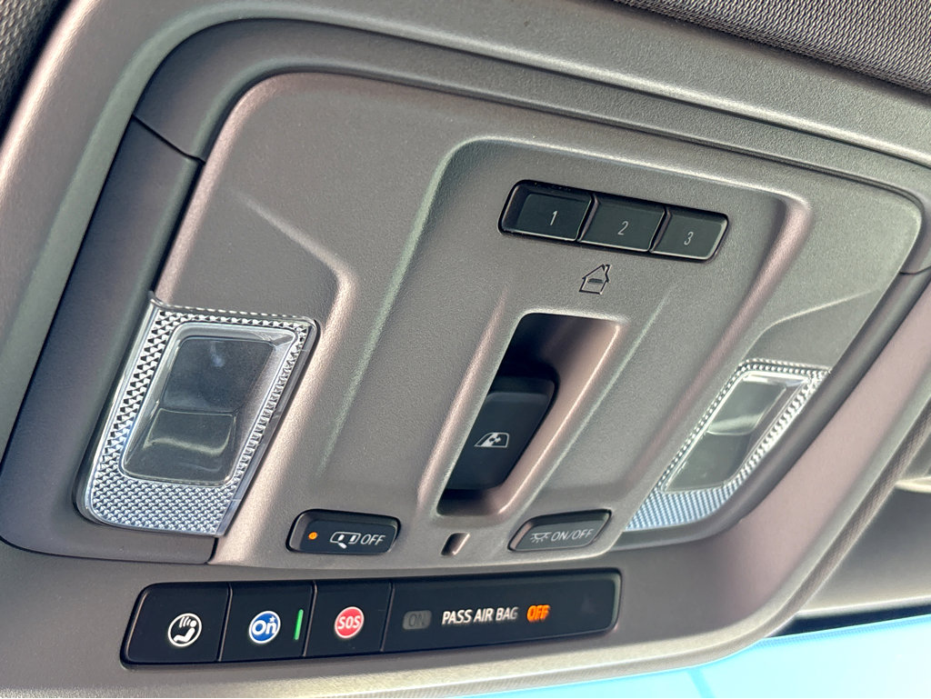 Used 2021 Chevrolet Silverado 1500 LTZ w/ LTZ Convenience Package II image 32