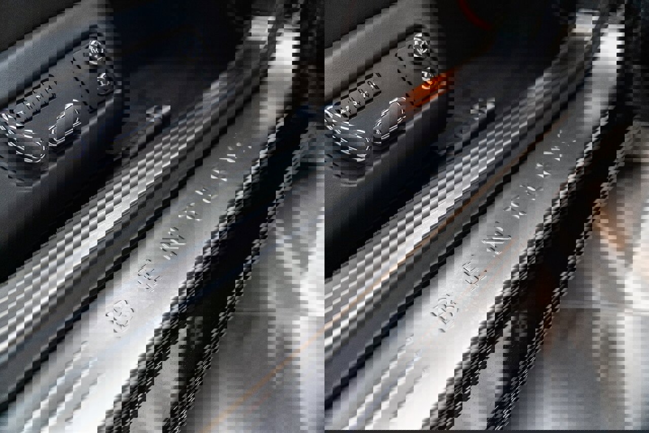 Used 2015 Bentley Continental GT image 61