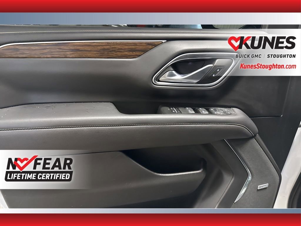 Used 2023 Chevrolet Suburban Premier image 19