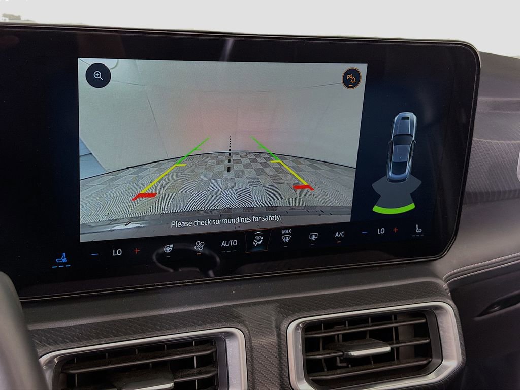 Used 2025 Ford Mustang Premium image 19