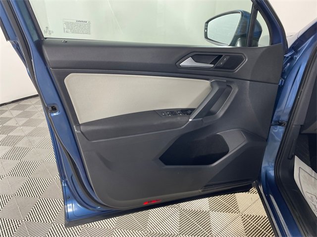 Used 2020 Volkswagen Tiguan S image 16