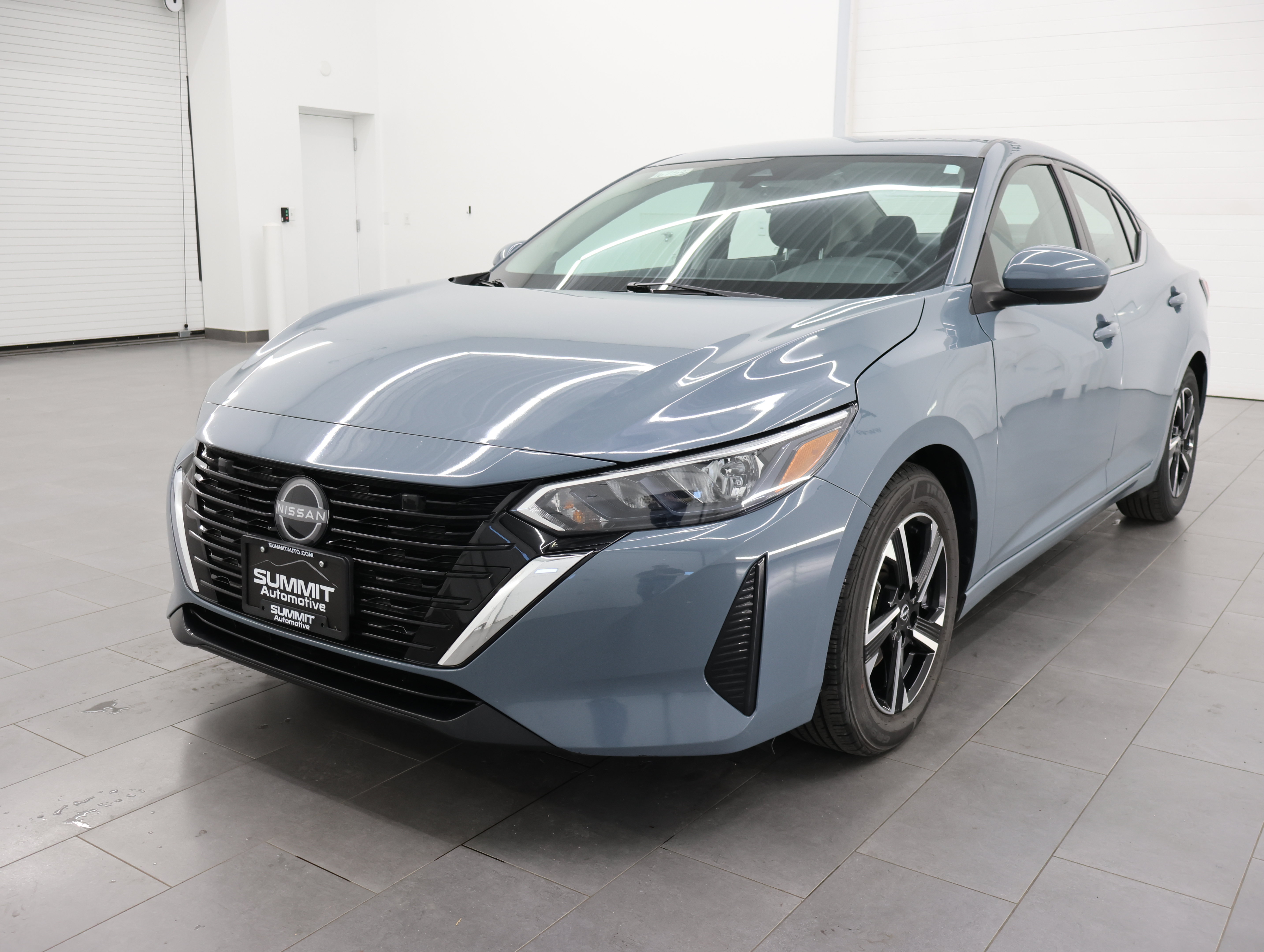 Used 2024 Nissan Sentra SV FWD image 7