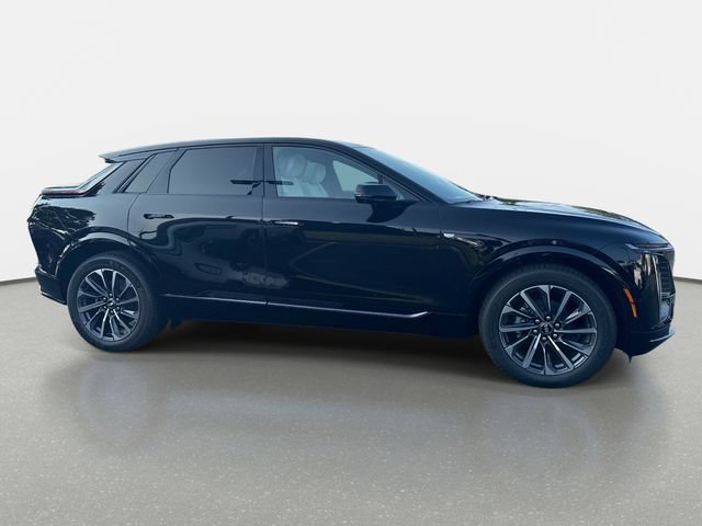New 2026 Cadillac Lyriq Sport AWD/4WD image 7
