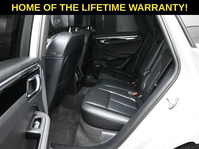 Used 2023 Porsche Macan S AWD/4WD image 38