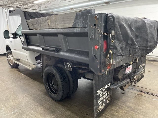 Used 2004 Ford F550 4x4 Regular Cab Super Duty image 6