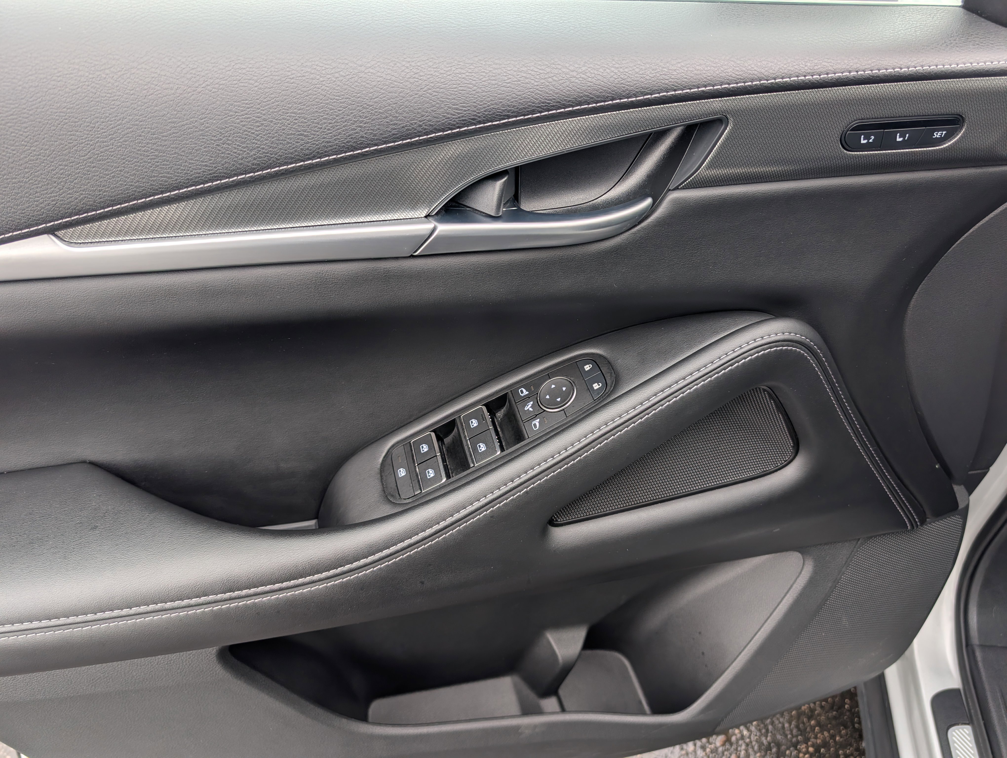 Used 2023 INFINITI QX60 Luxe image 10