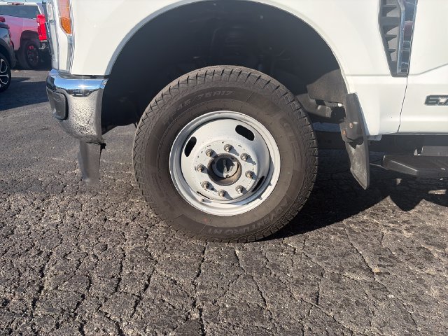 Used 2024 Ford F350 XLT AWD/4WD image 25