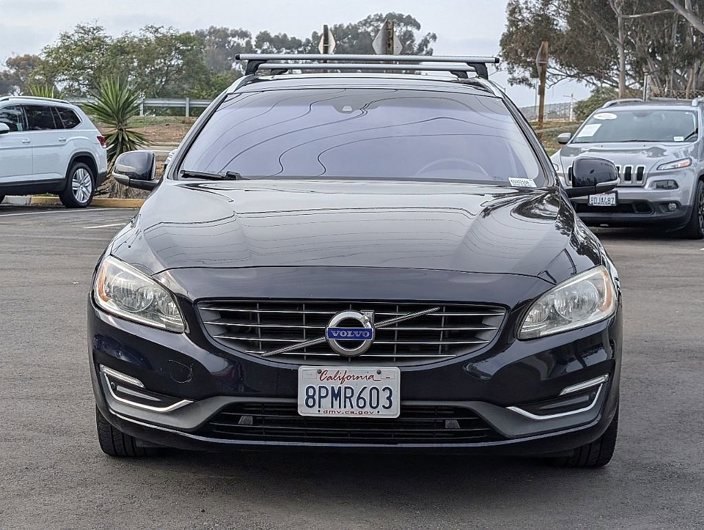 Used 2017 Volvo V60 T5 Premier w/ Convenience Package image 6