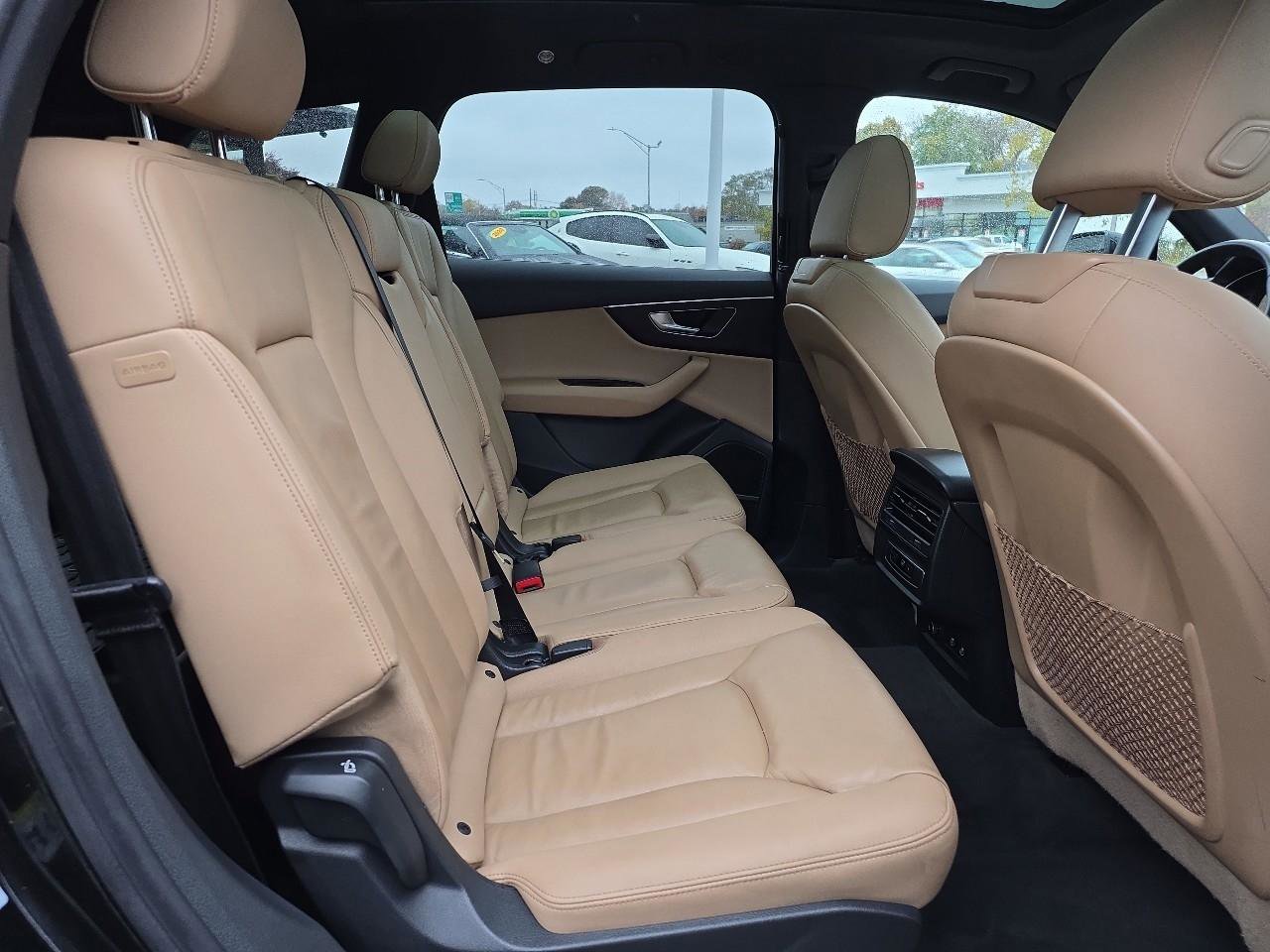 Used 2022 Audi Q7 2.0T Premium Plus w/ Premium Plus Package image 43