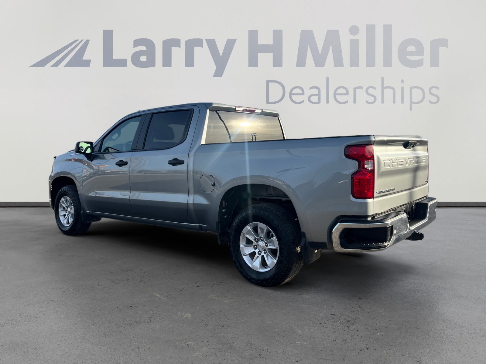 Used 2024 Chevrolet Silverado 1500 W/T w/ WT Value Package image 3