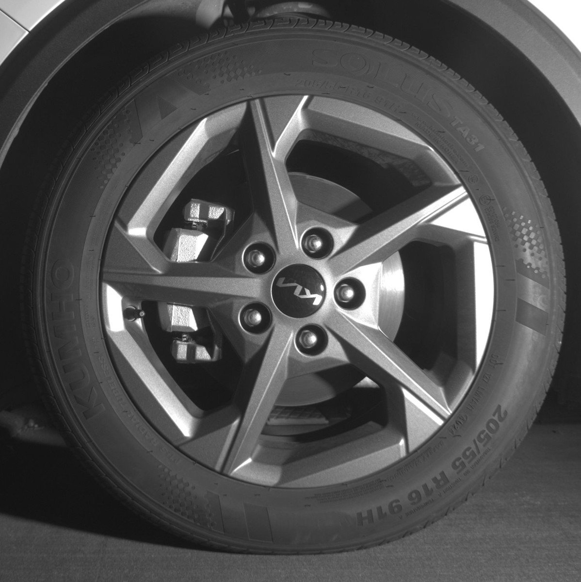 Used 2025 Kia K4 LXS image 12