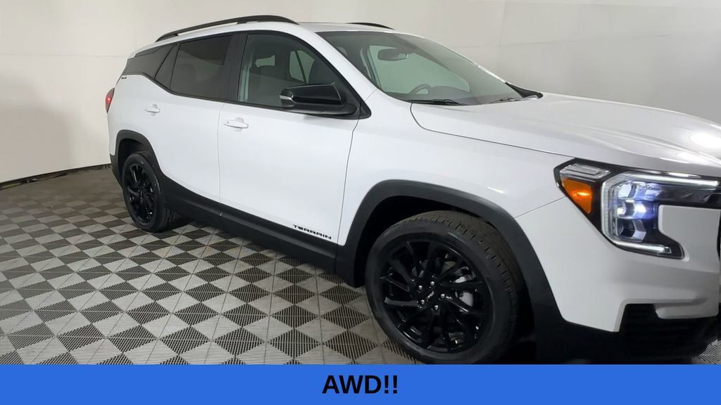 Certified 2023 GMC Terrain SLE w/ Driver Convenience Package image 5