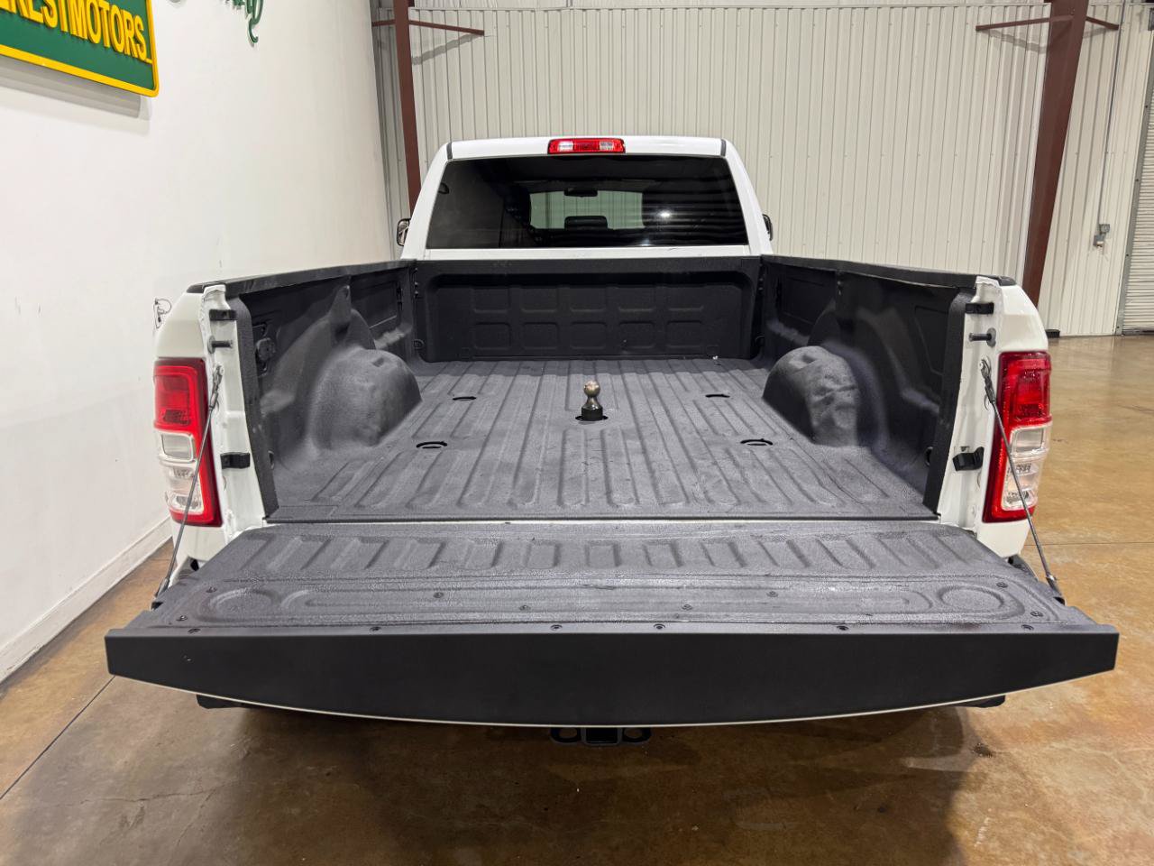 Used 2022 RAM 3500 Tradesman w/ Chrome Appearance Group AWD/4WD image 50