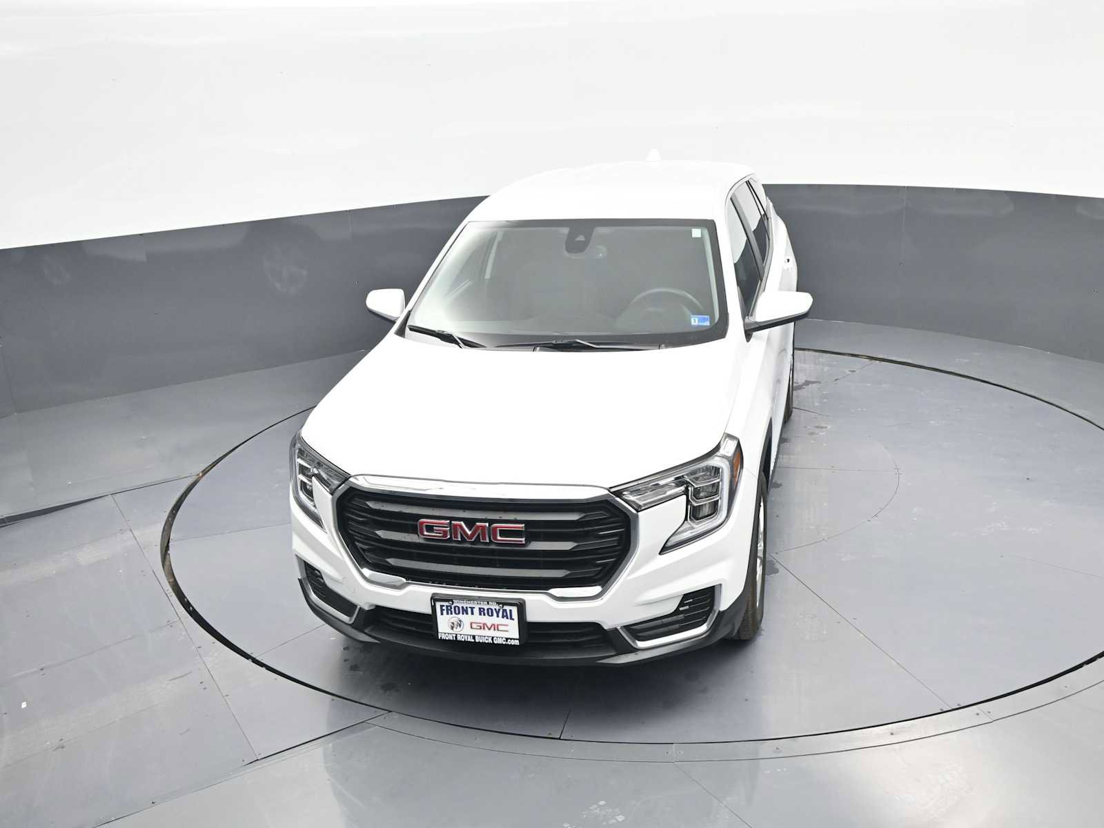 Used 2024 GMC Terrain SLE AWD/4WD image 28
