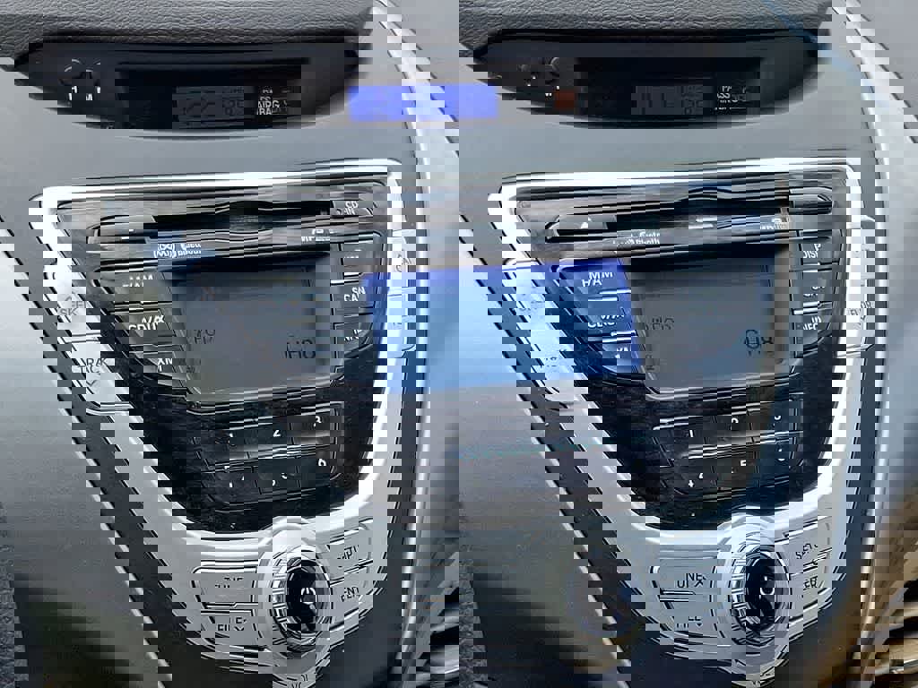 Used 2012 Hyundai Elantra GLS w/ Preferred Pkg 3 FWD image 18