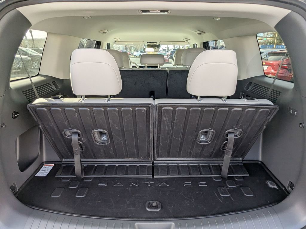 Certified 2025 Hyundai Santa Fe SEL image 6