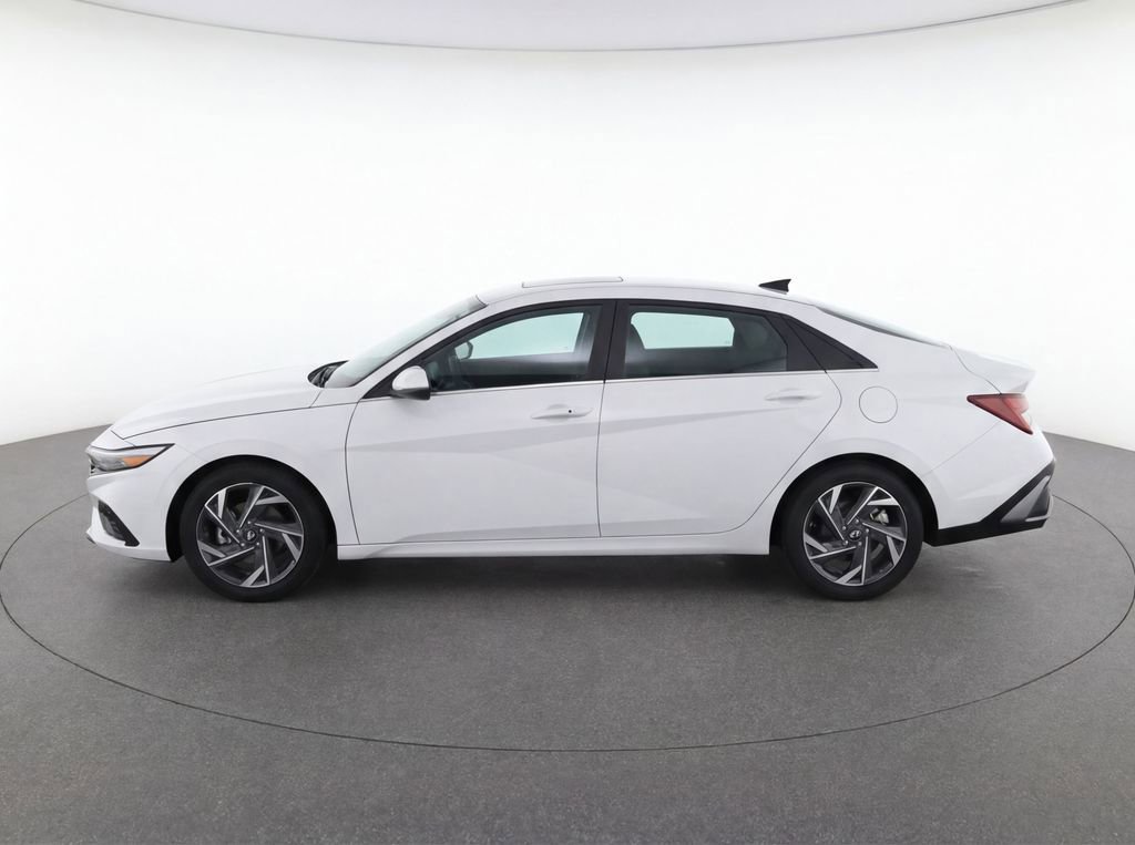 New 2026 Hyundai Elantra Limited FWD image 6