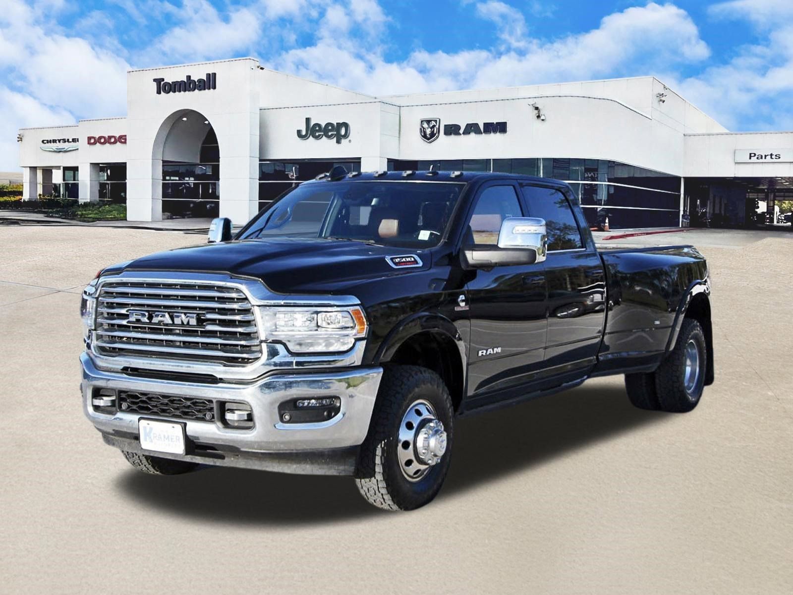 Used 2024 RAM 3500 Limited w/ Towing Technology Group AWD/4WD image 3