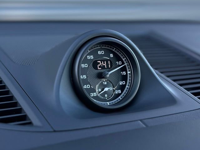 New 2026 Porsche Macan Turbo image 26