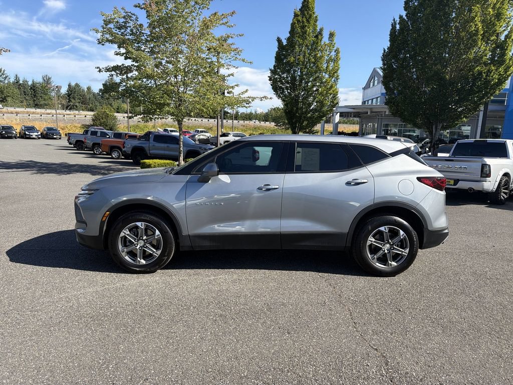 Used 2023 Chevrolet Blazer LT w/ Driver Confidence Package AWD/4WD image 6
