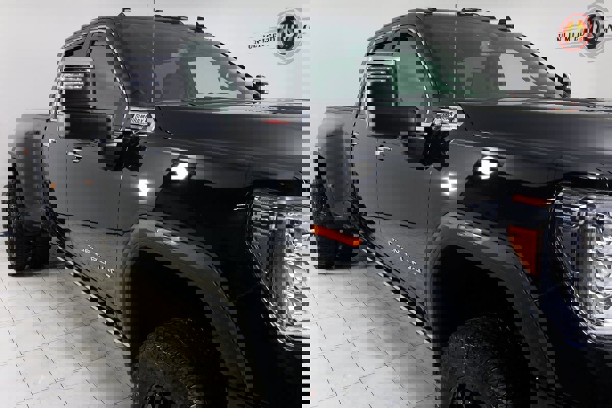 Used 2022 GMC Sierra 3500 Denali image 38