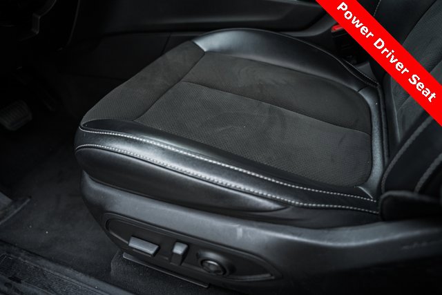 Used 2023 Jeep Grand Cherokee Altitude image 13