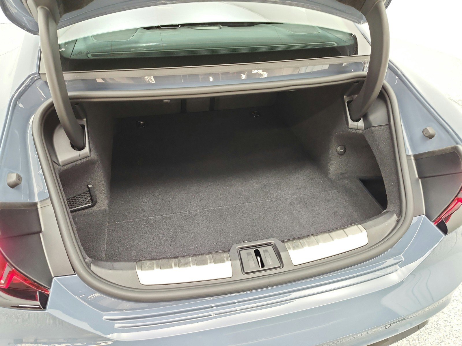 Used 2022 Audi e-tron GT Premium Plus image 21