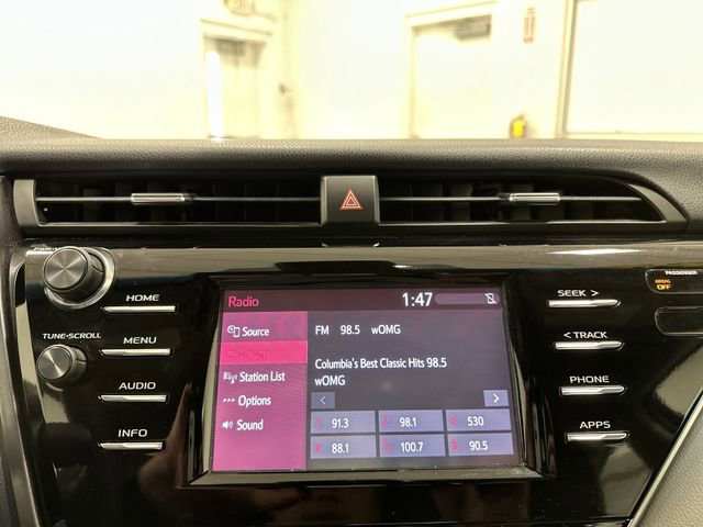 Used 2018 Toyota Camry LE FWD image 28