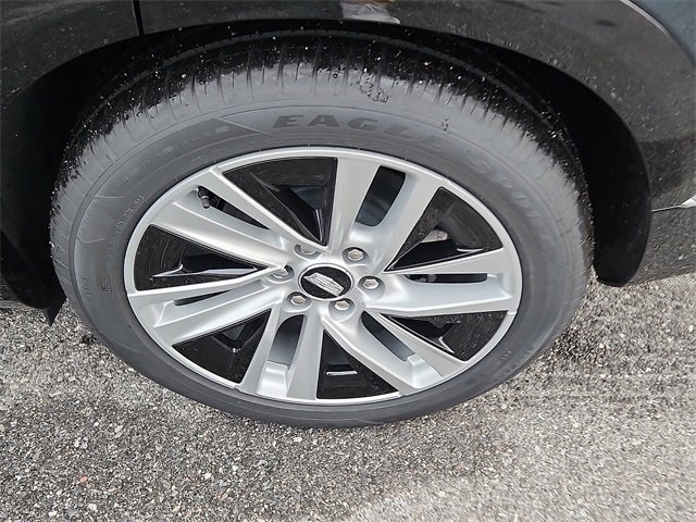 New 2026 Cadillac Vistiq Luxury w/ LPO, Floor Liner Package image 5