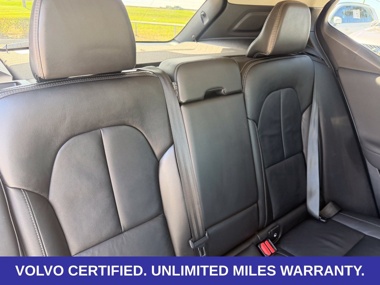 Certified 2024 Volvo XC40 B5 Core AWD/4WD image 39