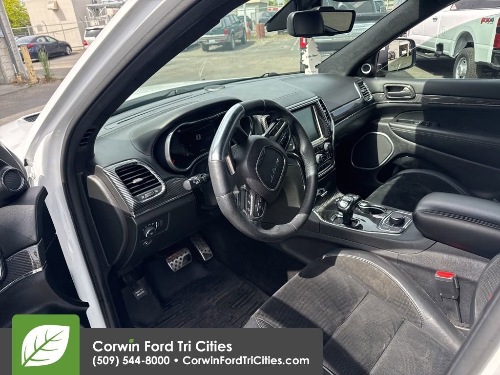 Used 2014 Jeep Grand Cherokee SRT8 w/ Luxury Group II AWD/4WD image 12