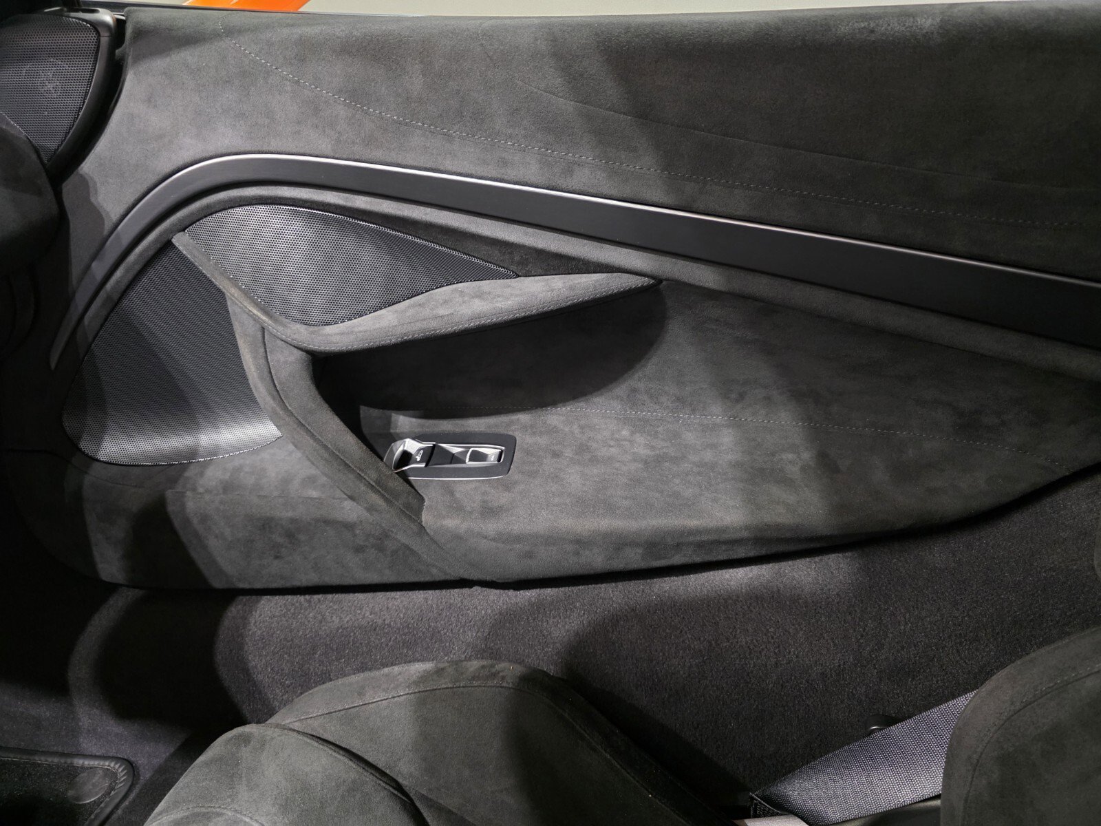 Used 2024 McLaren 750S image 14