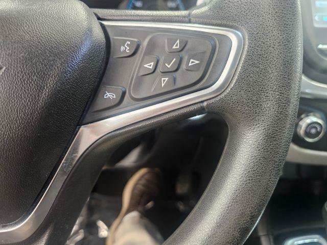 Used 2018 Chevrolet Equinox LS AWD/4WD image 18