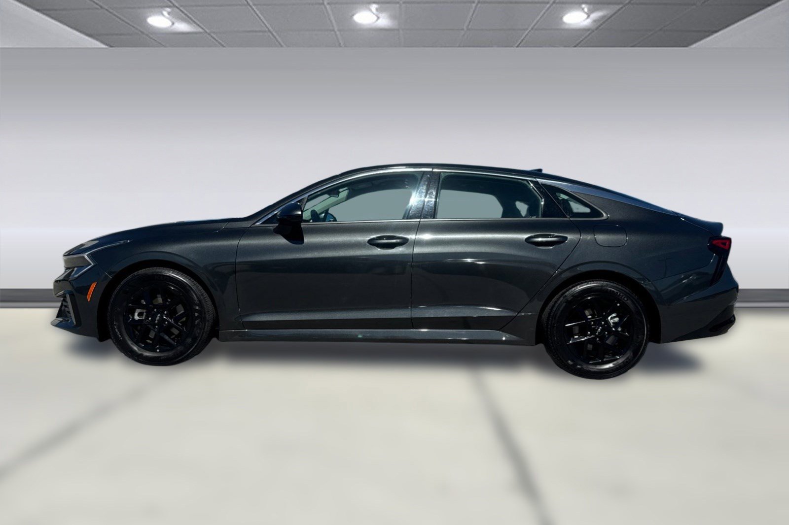 Used 2025 Kia K5 LXS image 6