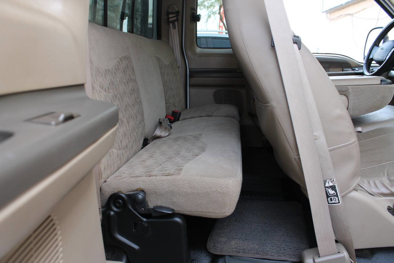 Used 2000 Ford F250 XLT image 34