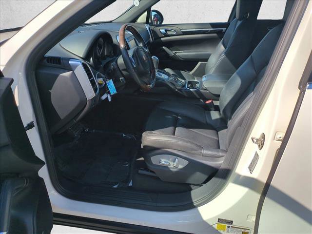 Used 2011 Porsche Cayenne AWD/4WD image 14