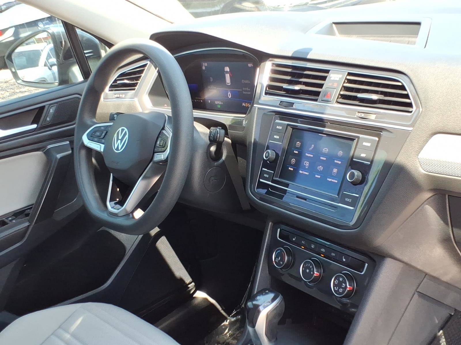 Used 2022 Volkswagen Tiguan S FWD image 11