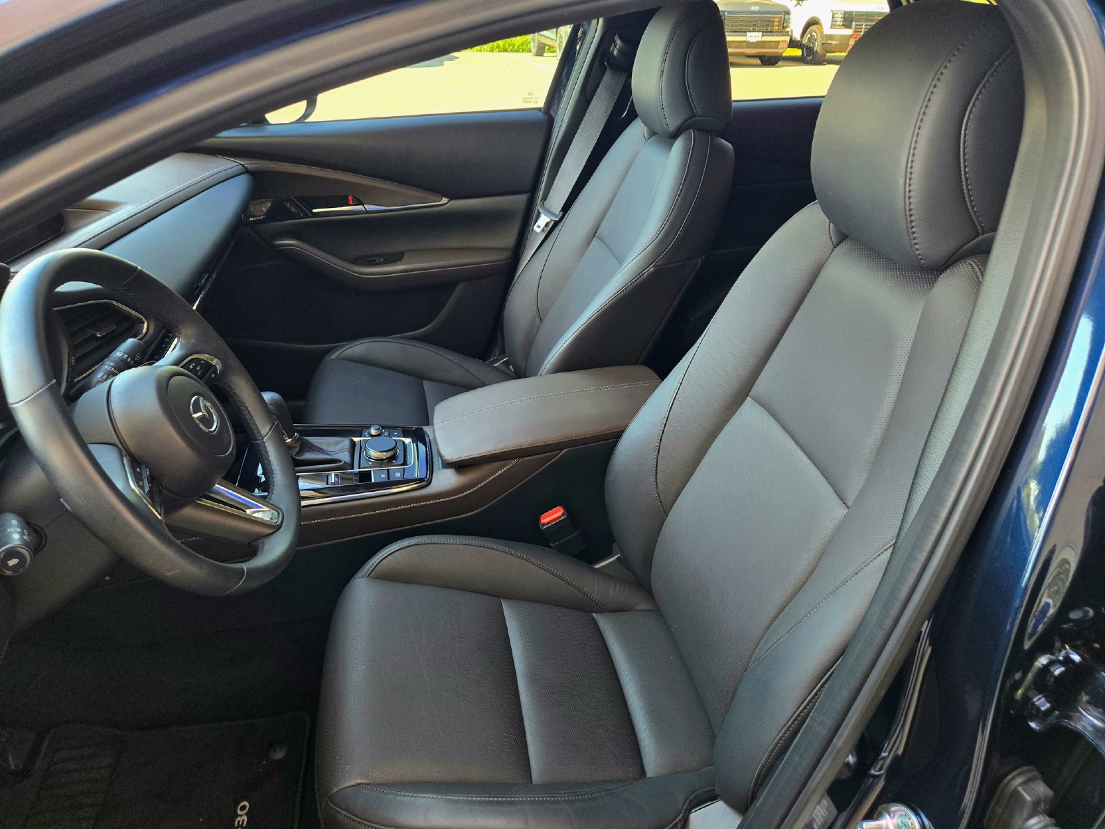 Used 2025 MAZDA CX-30 AWD 2.5 S w/ Premium Package image 23
