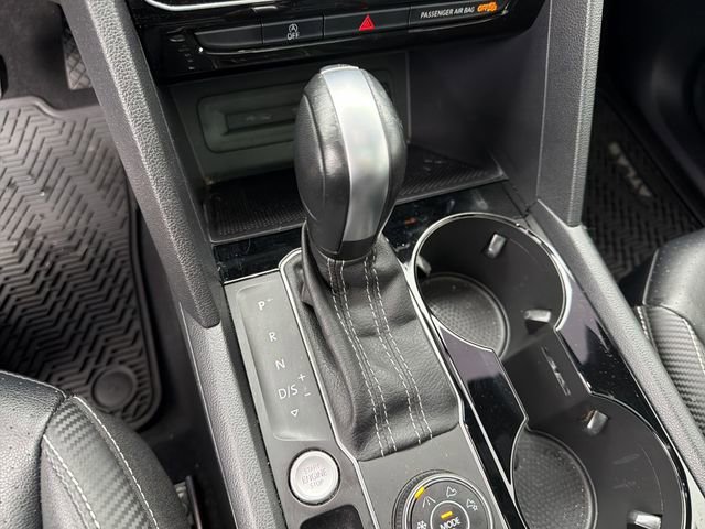 Used 2022 Volkswagen Atlas Cross Sport SEL image 22