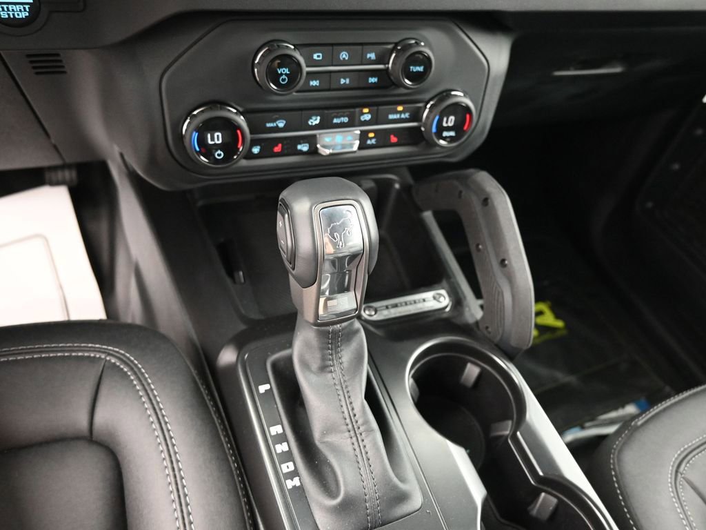 New 2025 Ford Bronco Badlands image 17