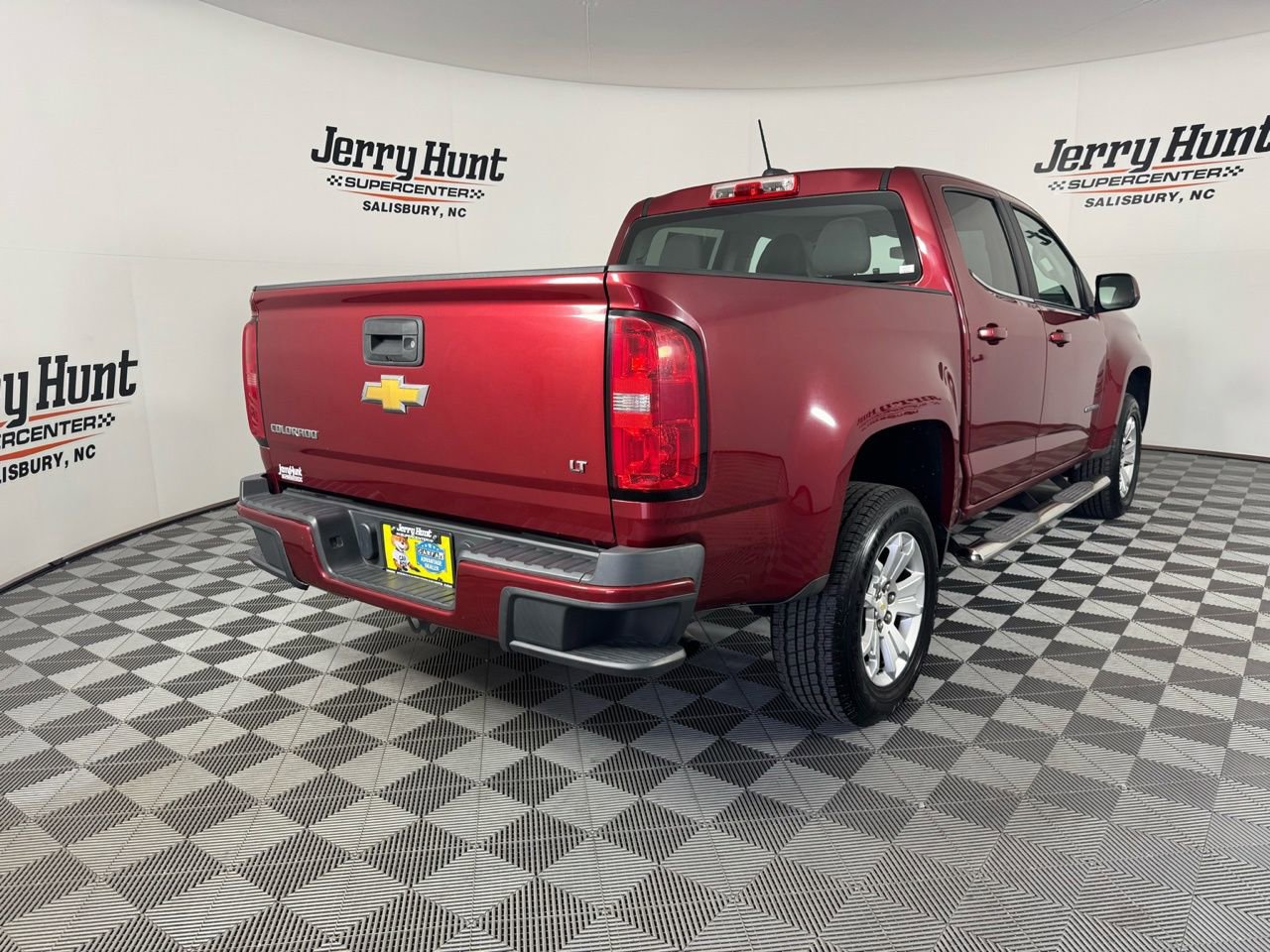 Used 2017 Chevrolet Colorado LT w/ LT Convenience Package image 7