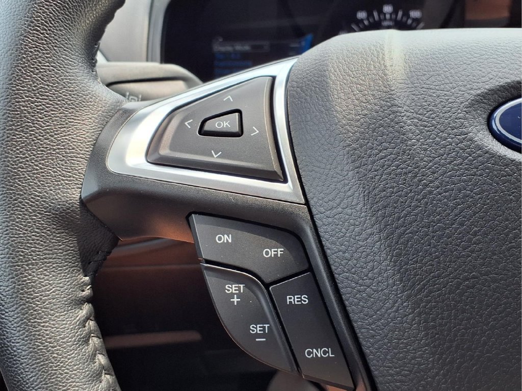 Used 2024 Ford Edge SEL w/ Sport Appearance Package AWD/4WD image 22
