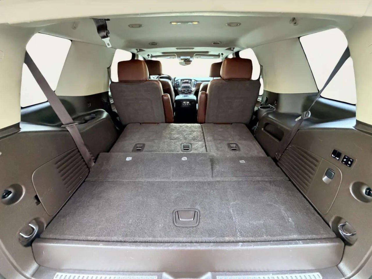 Used 2017 Chevrolet Tahoe Premier AWD/4WD image 10