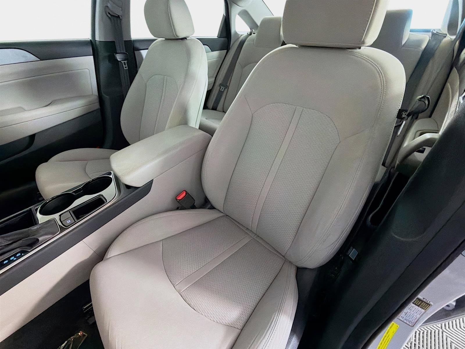 Used 2018 Hyundai Sonata SEL w/ Cargo Package image 12