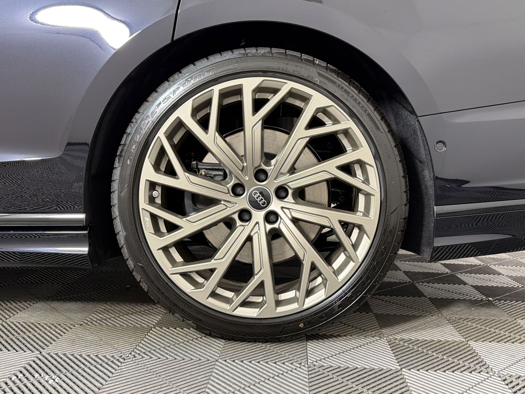 New 2026 Audi A8 L 3.0T AWD/4WD image 10