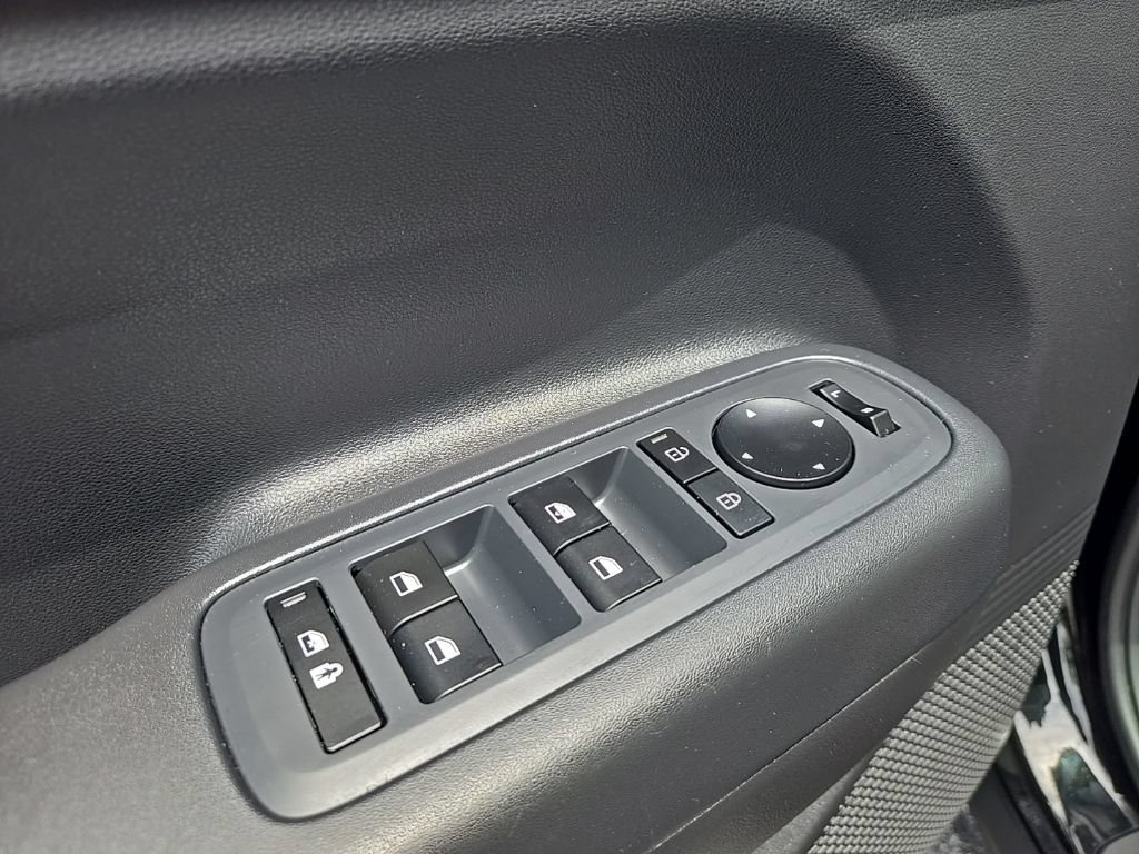 Certified 2025 Hyundai Santa Fe SE FWD image 23