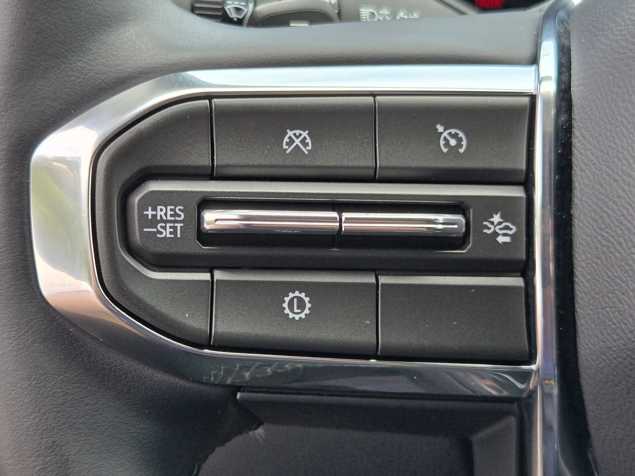 Used 2026 GMC Terrain Elevation FWD image 27
