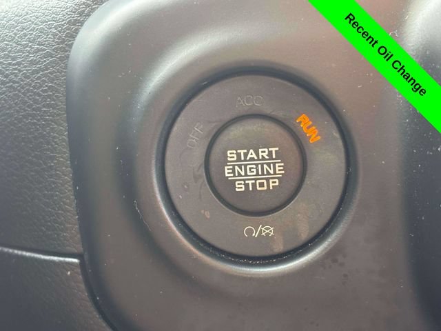 Used 2023 Jeep Gladiator Sport AWD/4WD image 14