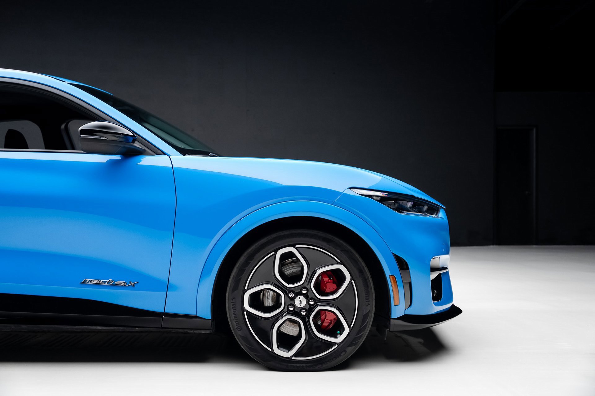 Used 2021 Ford Mustang Mach-E GT image 36