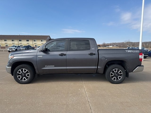 Used 2018 Toyota Tundra SR5 w/ TRD Off Road Package image 7